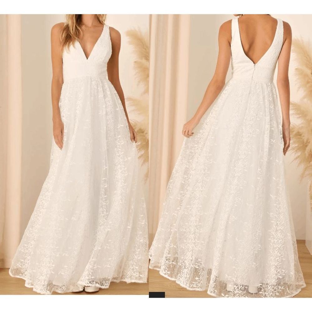 Lulu's White Mesh Embroidered Sleeveless tulle skirt Maxi Formal Wedding Dress S